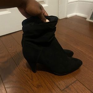 Ankle cut black booties